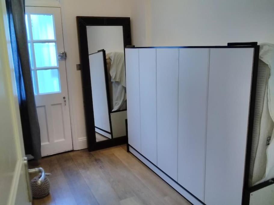 Superior 5* Kensington, London Flat + Free Wi-Fi Apartment Bagian luar foto