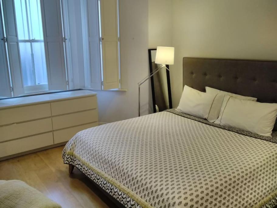 Superior 5* Kensington, London Flat + Free Wi-Fi Apartment Bagian luar foto
