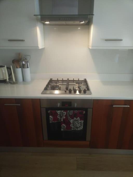 Superior 5* Kensington, London Flat + Free Wi-Fi Apartment Bagian luar foto