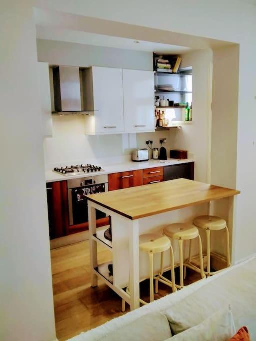 Superior 5* Kensington, London Flat + Free Wi-Fi Apartment Bagian luar foto